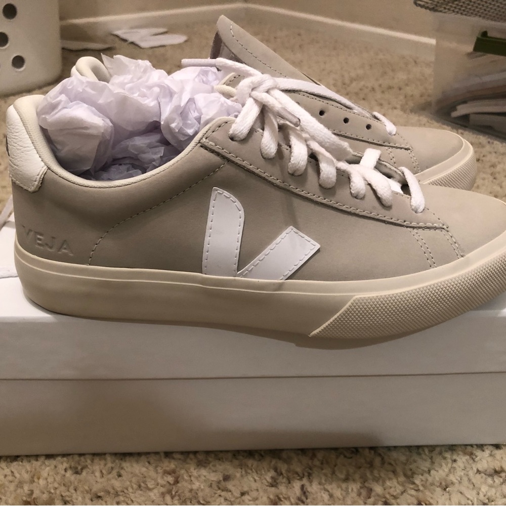 NEW Veja Campo Suede Women's Sneakers Grey/Natural size 39 8